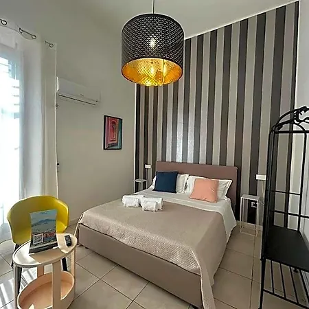Conte Poderico Bed and Breakfast Νάπολη