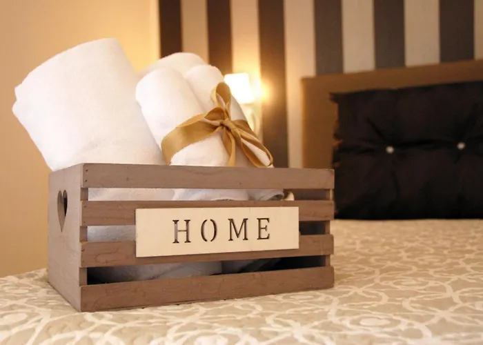 Conte Poderico 3* Napoli