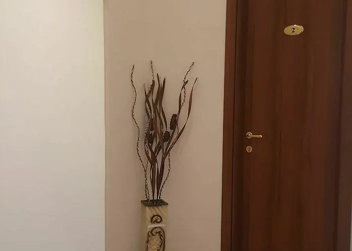 Conte Poderico 3* Napoli